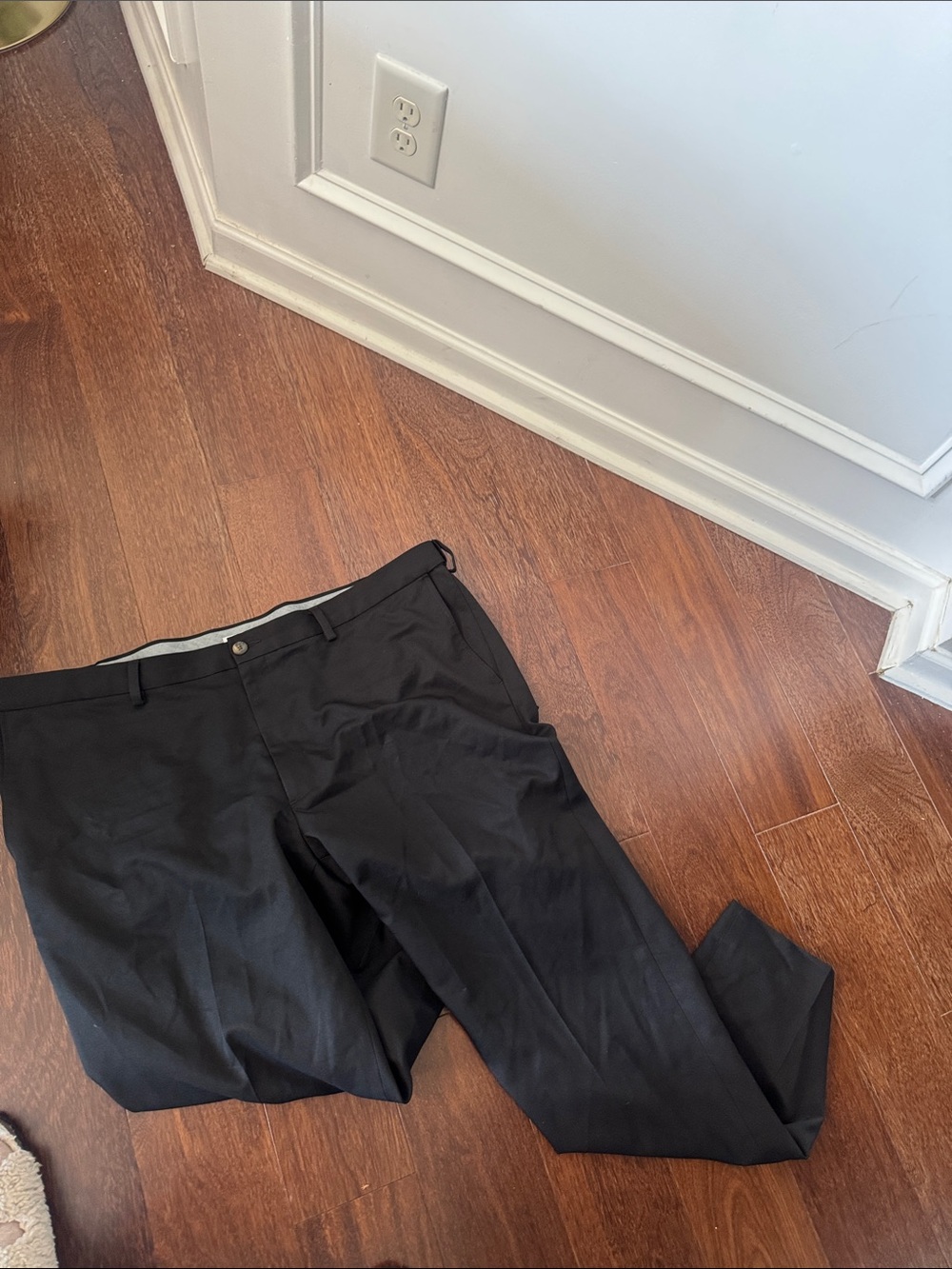 Amazon Essentials Men's Black Dress Pants - Tailored Flat Front
